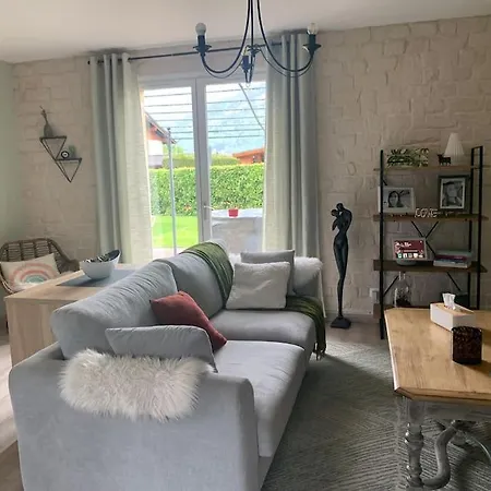 Au Coeur De La Vallee Holiday home *