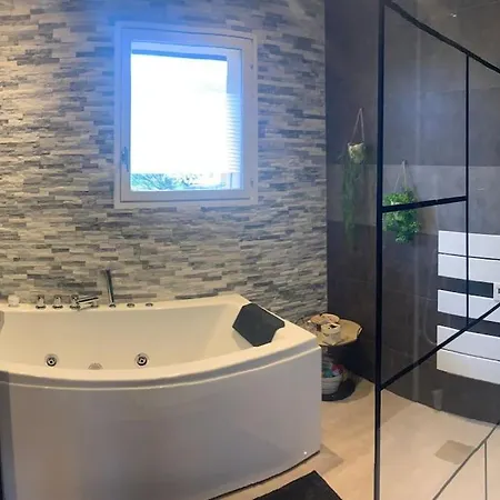Holiday home Au Coeur De La Vallee