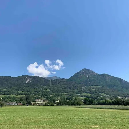 Au Coeur De La Vallee Holiday home